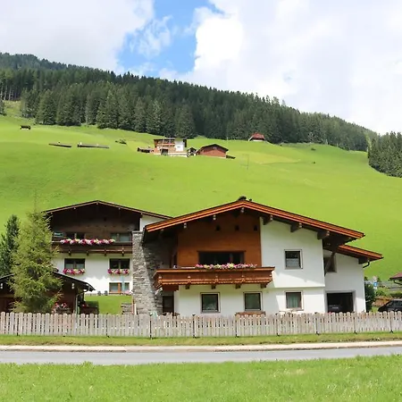 Ferienwohnung Tomann Tux